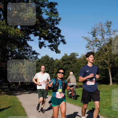28.09.2025 - 33. Volkslauf durch das schöne Alstertal Fabian Wolf http://msf.ph/oto/8978631 28.09.2025 10:24:15 Laufen 2261, 2622, 2634 meine-sportfotos.de