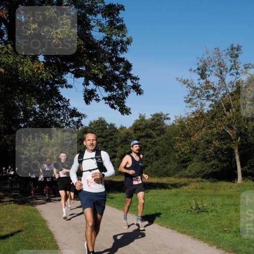 28.09.2025 - 33. Volkslauf durch das schöne Alstertal Fabian Wolf http://msf.ph/oto/8978650 28.09.2025 10:24:27 Laufen 2595 meine-sportfotos.de