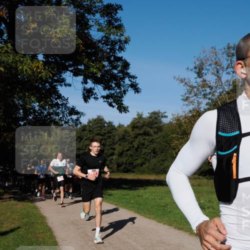 28.09.2025 - 33. Volkslauf durch das schöne Alstertal Fabian Wolf http://msf.ph/oto/8978662 28.09.2025 10:24:29 Laufen  meine-sportfotos.de
