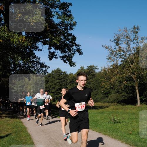 28.09.2025 - 33. Volkslauf durch das schöne Alstertal Fabian Wolf http://msf.ph/oto/8978670 28.09.2025 10:24:29 Laufen 2272, 2513 meine-sportfotos.de