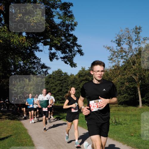 28.09.2025 - 33. Volkslauf durch das schöne Alstertal Fabian Wolf http://msf.ph/oto/8978673 28.09.2025 10:24:30 Laufen 25 meine-sportfotos.de