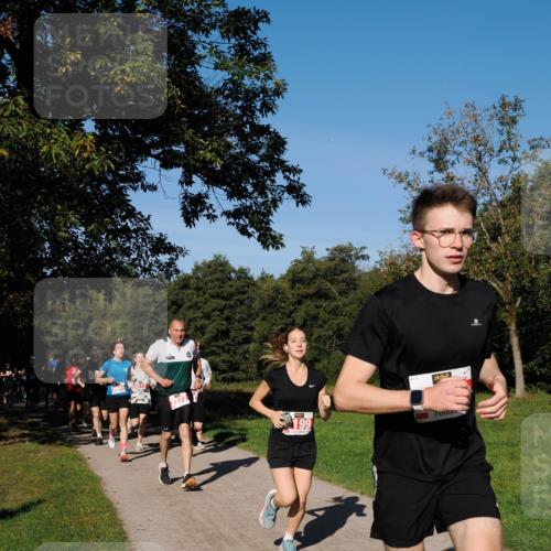 28.09.2025 - 33. Volkslauf durch das schöne Alstertal Fabian Wolf http://msf.ph/oto/8978675 28.09.2025 10:24:30 Laufen 2272, 199 meine-sportfotos.de