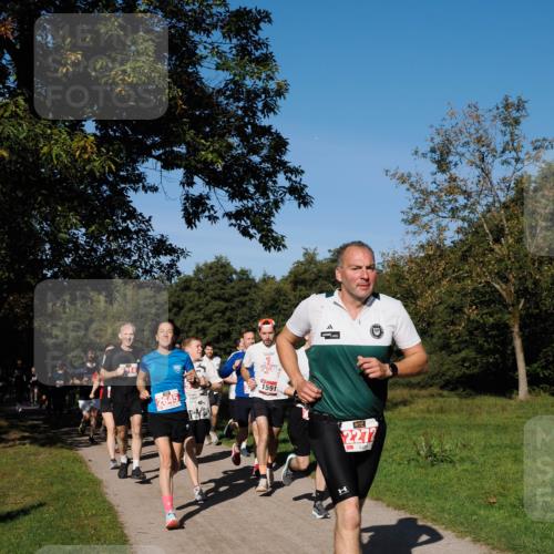 28.09.2025 - 33. Volkslauf durch das schöne Alstertal Fabian Wolf http://msf.ph/oto/8978692 28.09.2025 10:24:32 Laufen 2645, 1591, 2272 meine-sportfotos.de