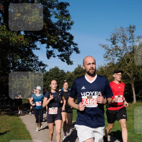28.09.2025 - 33. Volkslauf durch das schöne Alstertal Fabian Wolf http://msf.ph/oto/8978704 28.09.2025 10:24:36 Laufen 2011, 2248, 2466, 006 meine-sportfotos.de