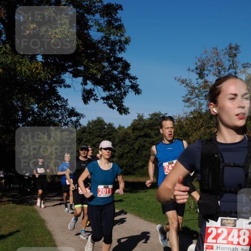 28.09.2025 - 33. Volkslauf durch das schöne Alstertal Fabian Wolf http://msf.ph/oto/8978715 28.09.2025 10:24:37 Laufen 227, 2011, 2248 meine-sportfotos.de