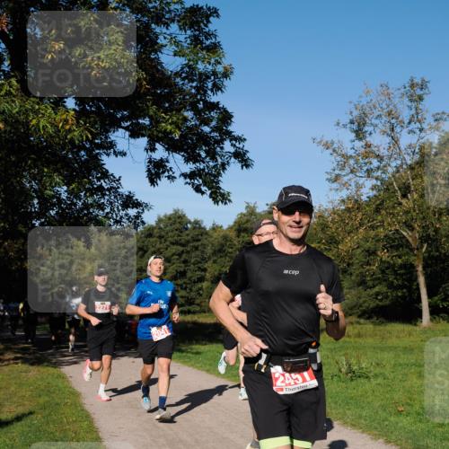 28.09.2025 - 33. Volkslauf durch das schöne Alstertal Fabian Wolf http://msf.ph/oto/8978729 28.09.2025 10:24:39 Laufen 2271, 2451 meine-sportfotos.de
