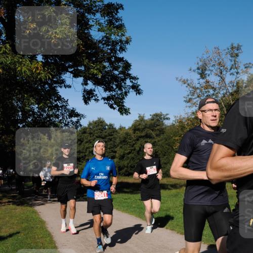 28.09.2025 - 33. Volkslauf durch das schöne Alstertal Fabian Wolf http://msf.ph/oto/8978734 28.09.2025 10:24:39 Laufen 227, 2062, 2041 meine-sportfotos.de