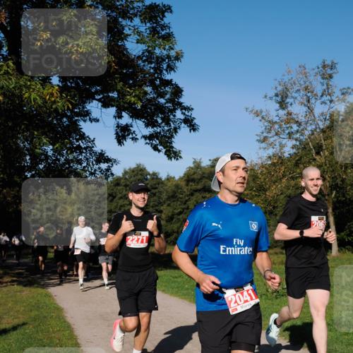 28.09.2025 - 33. Volkslauf durch das schöne Alstertal Fabian Wolf http://msf.ph/oto/8978744 28.09.2025 10:24:40 Laufen 2271, 206, 2041 meine-sportfotos.de