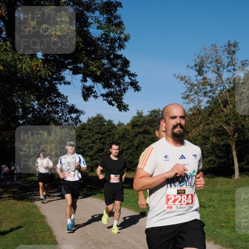 28.09.2025 - 33. Volkslauf durch das schöne Alstertal Fabian Wolf http://msf.ph/oto/8978768 28.09.2025 10:24:47 Laufen 2339, 2331, 2284 meine-sportfotos.de
