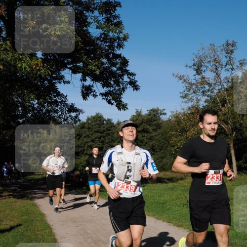 28.09.2025 - 33. Volkslauf durch das schöne Alstertal Fabian Wolf http://msf.ph/oto/8978774 28.09.2025 10:24:48 Laufen 2578, 2453, 2339, 2331 meine-sportfotos.de