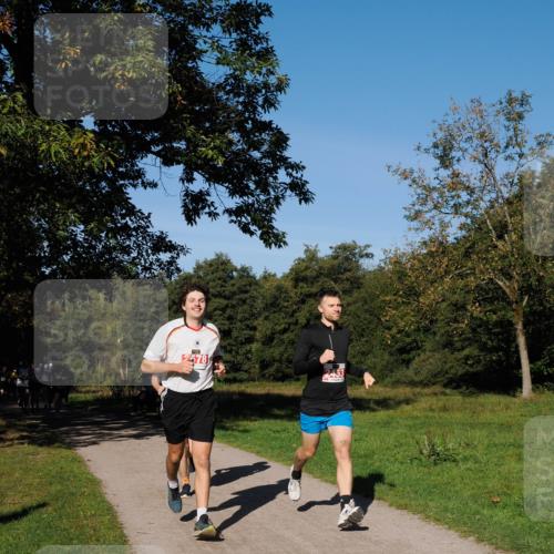 28.09.2025 - 33. Volkslauf durch das schöne Alstertal Fabian Wolf http://msf.ph/oto/8978776 28.09.2025 10:24:50 Laufen 2578 meine-sportfotos.de