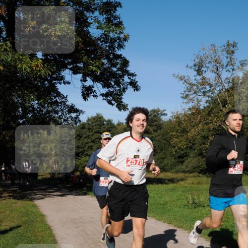 28.09.2025 - 33. Volkslauf durch das schöne Alstertal Fabian Wolf http://msf.ph/oto/8978784 28.09.2025 10:24:50 Laufen 223, 2578, 2453 meine-sportfotos.de