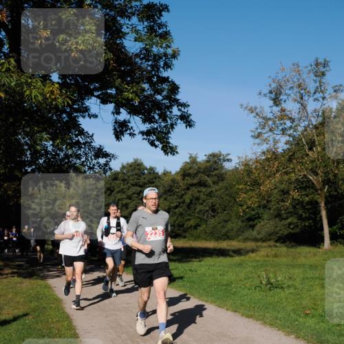 28.09.2025 - 33. Volkslauf durch das schöne Alstertal Fabian Wolf http://msf.ph/oto/8978790 28.09.2025 10:24:56 Laufen 2235 meine-sportfotos.de