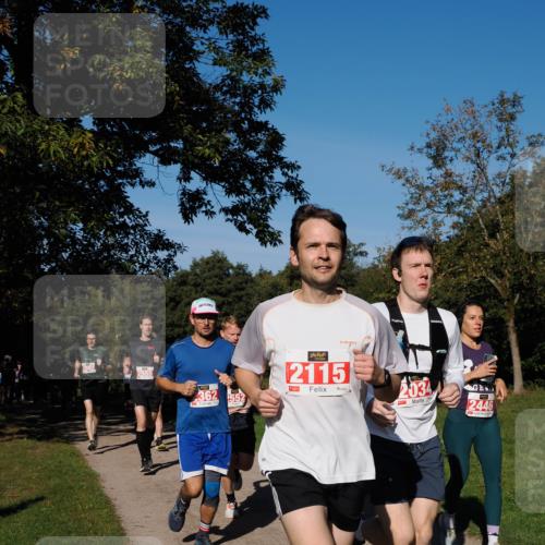 28.09.2025 - 33. Volkslauf durch das schöne Alstertal Fabian Wolf http://msf.ph/oto/8978812 28.09.2025 10:24:58 Laufen 2555, 362, 552, 2115, 1, 2034, 2446 meine-sportfotos.de