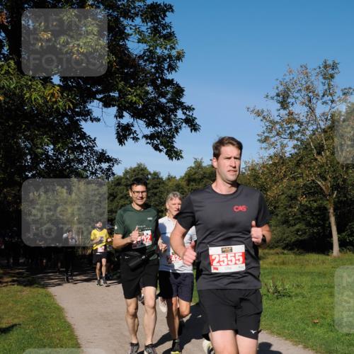 28.09.2025 - 33. Volkslauf durch das schöne Alstertal Fabian Wolf http://msf.ph/oto/8978834 28.09.2025 10:25:01 Laufen 2555 meine-sportfotos.de