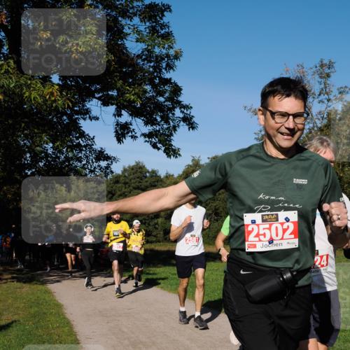 28.09.2025 - 33. Volkslauf durch das schöne Alstertal Fabian Wolf http://msf.ph/oto/8978845 28.09.2025 10:25:02 Laufen 1, 1, 2581, 2502, 24 meine-sportfotos.de