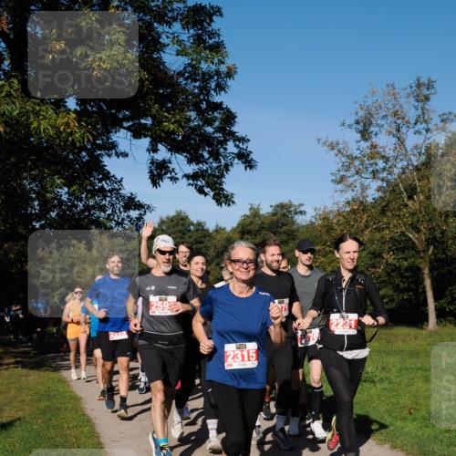 28.09.2025 - 33. Volkslauf durch das schöne Alstertal Fabian Wolf http://msf.ph/oto/8978885 28.09.2025 10:25:08 Laufen 2213, 259, 2315 meine-sportfotos.de