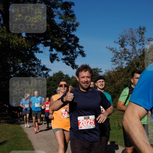 28.09.2025 - 33. Volkslauf durch das schöne Alstertal Fabian Wolf http://msf.ph/oto/8978915 28.09.2025 10:25:12 Laufen 22, 2025 meine-sportfotos.de