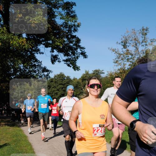 28.09.2025 - 33. Volkslauf durch das schöne Alstertal Fabian Wolf http://msf.ph/oto/8978918 28.09.2025 10:25:12 Laufen 2999, 2522, 263, 228 meine-sportfotos.de