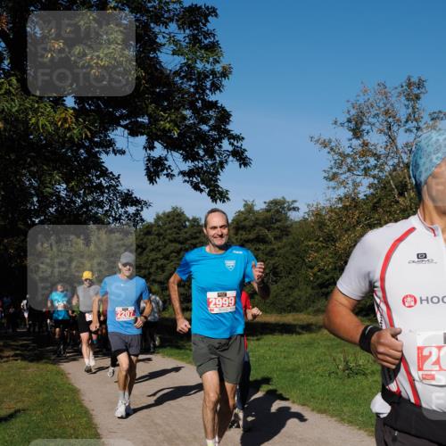 28.09.2025 - 33. Volkslauf durch das schöne Alstertal Fabian Wolf http://msf.ph/oto/8978932 28.09.2025 10:25:14 Laufen 2207, 2999, 26 meine-sportfotos.de