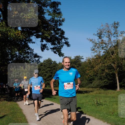 28.09.2025 - 33. Volkslauf durch das schöne Alstertal Fabian Wolf http://msf.ph/oto/8978934 28.09.2025 10:25:14 Laufen 2207, 2476, 2999 meine-sportfotos.de