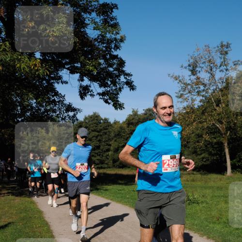 28.09.2025 - 33. Volkslauf durch das schöne Alstertal Fabian Wolf http://msf.ph/oto/8978935 28.09.2025 10:25:14 Laufen 2476, 2207, 2999 meine-sportfotos.de