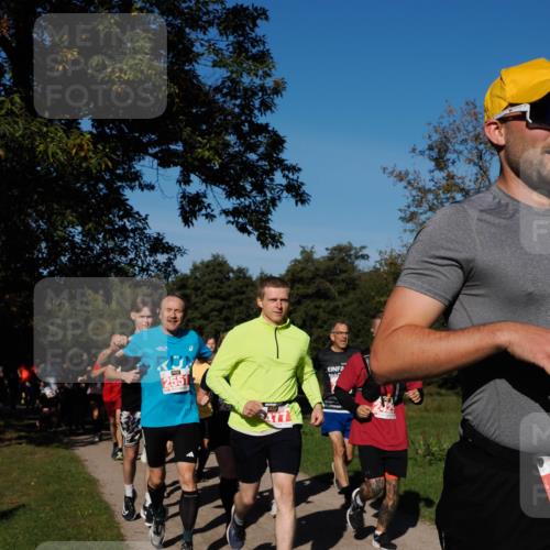 28.09.2025 - 33. Volkslauf durch das schöne Alstertal Fabian Wolf http://msf.ph/oto/8978957 28.09.2025 10:25:17 Laufen  meine-sportfotos.de