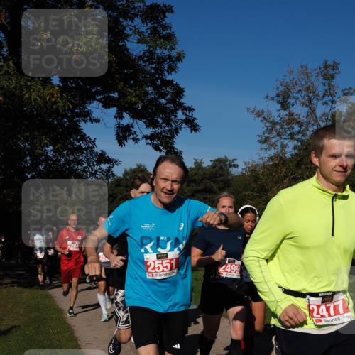 28.09.2025 - 33. Volkslauf durch das schöne Alstertal Fabian Wolf http://msf.ph/oto/8978963 28.09.2025 10:25:18 Laufen 2204, 2551, 2499, 2477 meine-sportfotos.de