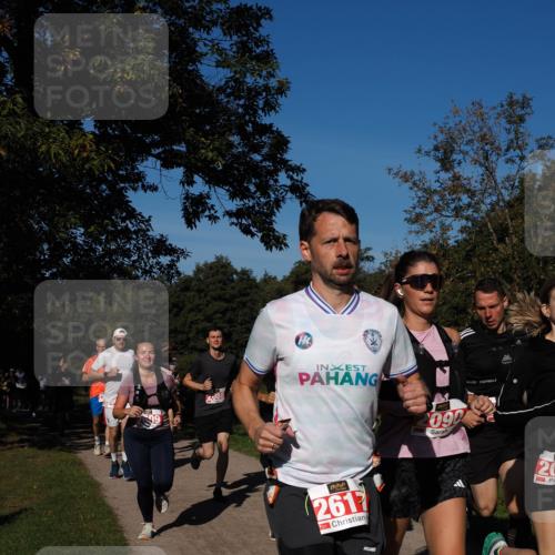 28.09.2025 - 33. Volkslauf durch das schöne Alstertal Fabian Wolf http://msf.ph/oto/8978979 28.09.2025 10:25:22 Laufen 088, 261, 090, 20 meine-sportfotos.de