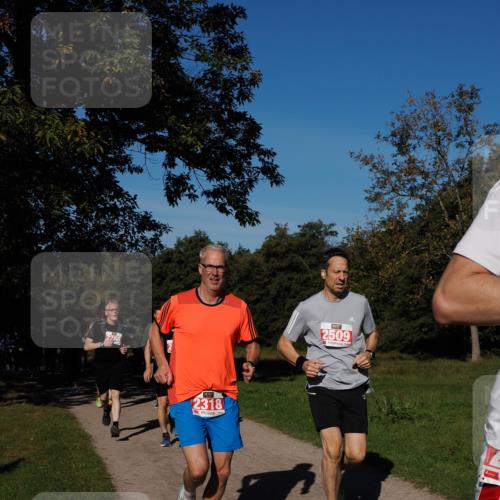 28.09.2025 - 33. Volkslauf durch das schöne Alstertal Fabian Wolf http://msf.ph/oto/8978985 28.09.2025 10:25:25 Laufen 2318, 2509 meine-sportfotos.de