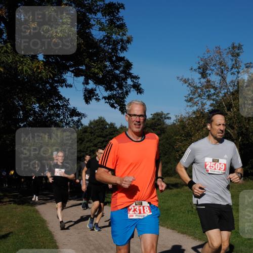 28.09.2025 - 33. Volkslauf durch das schöne Alstertal Fabian Wolf http://msf.ph/oto/8978989 28.09.2025 10:25:26 Laufen 2318, 2509 meine-sportfotos.de