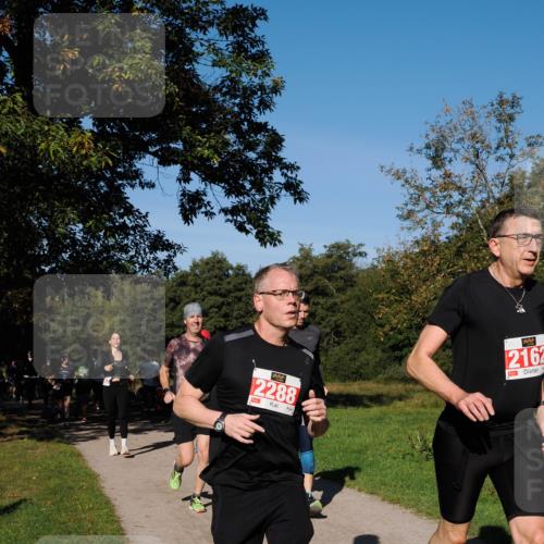 28.09.2025 - 33. Volkslauf durch das schöne Alstertal Fabian Wolf http://msf.ph/oto/8979002 28.09.2025 10:25:28 Laufen 2288, 2162 meine-sportfotos.de