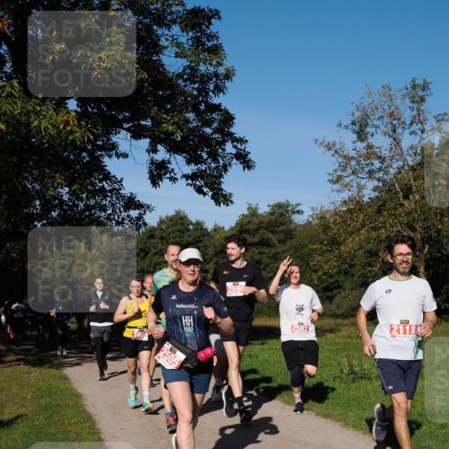 28.09.2025 - 33. Volkslauf durch das schöne Alstertal Fabian Wolf http://msf.ph/oto/8979012 28.09.2025 10:25:33 Laufen 2505, 2592, 2582, 2118 meine-sportfotos.de