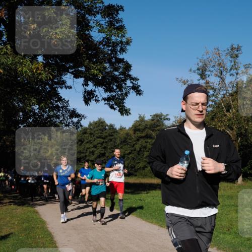 28.09.2025 - 33. Volkslauf durch das schöne Alstertal Fabian Wolf http://msf.ph/oto/8979046 28.09.2025 10:25:37 Laufen 260, 1850 meine-sportfotos.de