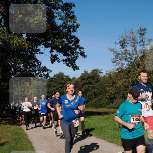 28.09.2025 - 33. Volkslauf durch das schöne Alstertal Fabian Wolf http://msf.ph/oto/8979052 28.09.2025 10:25:39 Laufen 260, 1850, 2119 meine-sportfotos.de