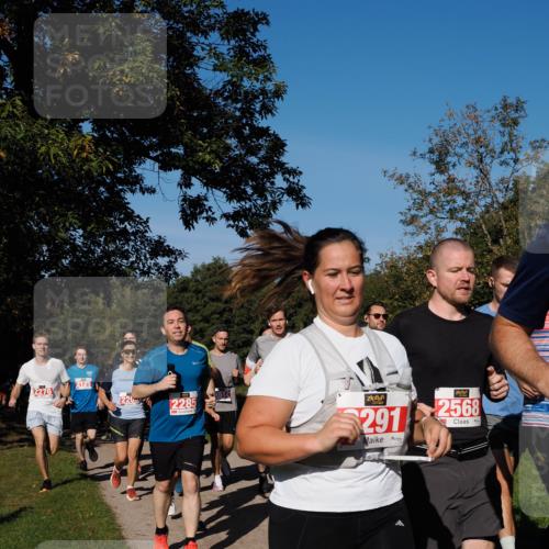 28.09.2025 - 33. Volkslauf durch das schöne Alstertal Fabian Wolf http://msf.ph/oto/8979088 28.09.2025 10:25:43 Laufen 2125, 2285, 291, 2568 meine-sportfotos.de