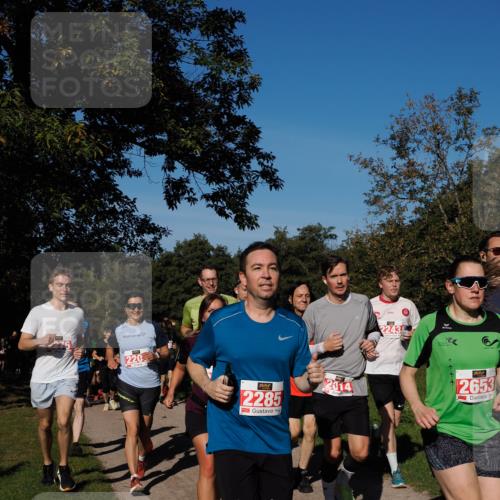 28.09.2025 - 33. Volkslauf durch das schöne Alstertal Fabian Wolf http://msf.ph/oto/8979092 28.09.2025 10:25:44 Laufen 220, 2285, 2014, 2653 meine-sportfotos.de