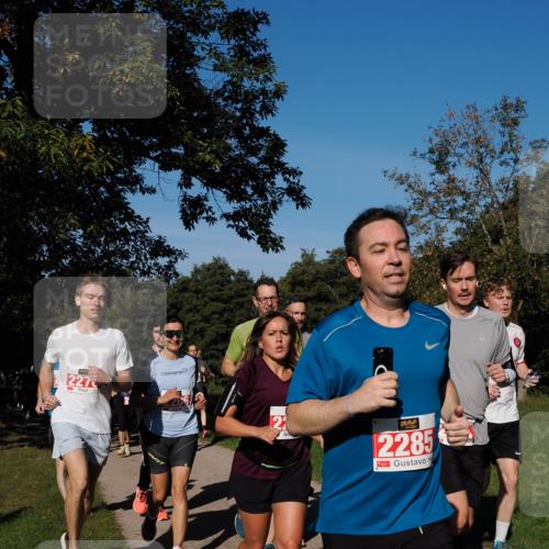 28.09.2025 - 33. Volkslauf durch das schöne Alstertal Fabian Wolf http://msf.ph/oto/8979096 28.09.2025 10:25:45 Laufen 227, 2285 meine-sportfotos.de