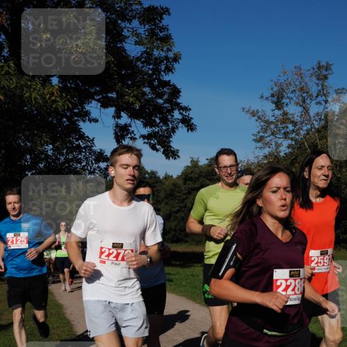 28.09.2025 - 33. Volkslauf durch das schöne Alstertal Fabian Wolf http://msf.ph/oto/8979103 28.09.2025 10:25:45 Laufen 2125, 2272, 228, 2592 meine-sportfotos.de