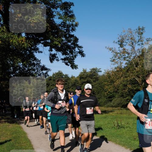 28.09.2025 - 33. Volkslauf durch das schöne Alstertal Fabian Wolf http://msf.ph/oto/8979132 28.09.2025 10:25:54 Laufen 096, 2097, 215 meine-sportfotos.de