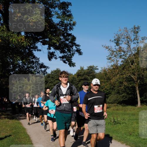 28.09.2025 - 33. Volkslauf durch das schöne Alstertal Fabian Wolf http://msf.ph/oto/8979134 28.09.2025 10:25:54 Laufen 2449, 209, 249, 2097 meine-sportfotos.de