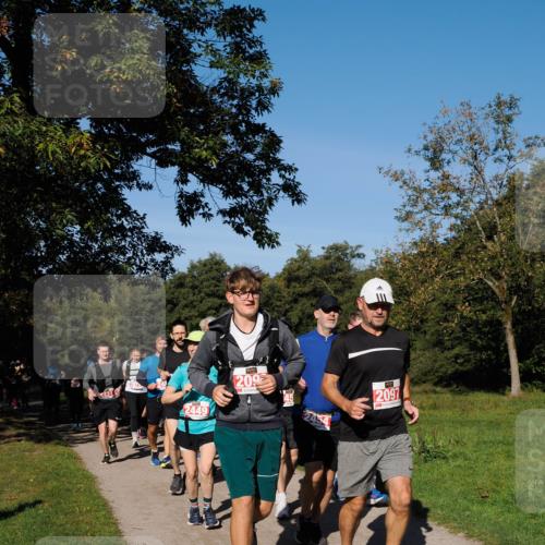 28.09.2025 - 33. Volkslauf durch das schöne Alstertal Fabian Wolf http://msf.ph/oto/8979135 28.09.2025 10:25:54 Laufen 2449, 209, 2097 meine-sportfotos.de