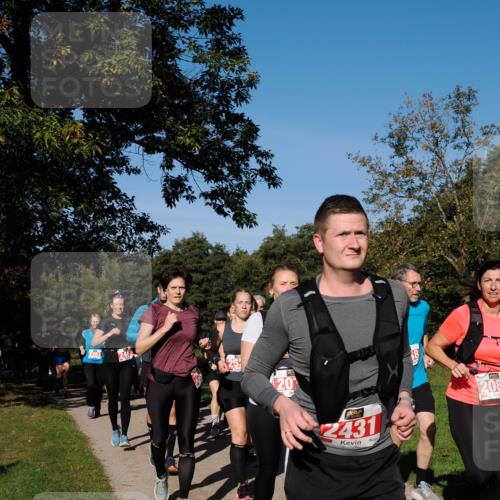 28.09.2025 - 33. Volkslauf durch das schöne Alstertal Fabian Wolf http://msf.ph/oto/8979149 28.09.2025 10:25:58 Laufen 2283, 20, 2431, 8, 208 meine-sportfotos.de