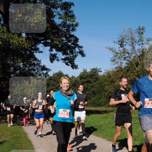 28.09.2025 - 33. Volkslauf durch das schöne Alstertal Fabian Wolf http://msf.ph/oto/8979180 28.09.2025 10:26:02 Laufen 303, 2283, 233 meine-sportfotos.de