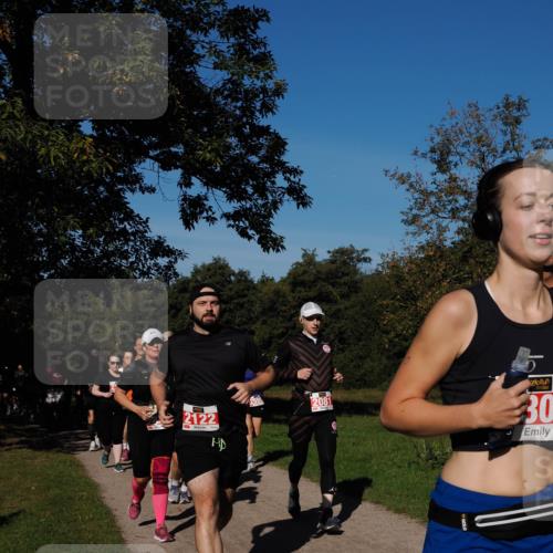 28.09.2025 - 33. Volkslauf durch das schöne Alstertal Fabian Wolf http://msf.ph/oto/8979205 28.09.2025 10:26:05 Laufen 2122, 2081, 30 meine-sportfotos.de