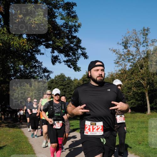 28.09.2025 - 33. Volkslauf durch das schöne Alstertal Fabian Wolf http://msf.ph/oto/8979210 28.09.2025 10:26:05 Laufen 230, 641, 2122, 2081 meine-sportfotos.de