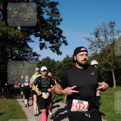 28.09.2025 - 33. Volkslauf durch das schöne Alstertal Fabian Wolf http://msf.ph/oto/8979211 28.09.2025 10:26:06 Laufen 2641, 2122, 81 meine-sportfotos.de