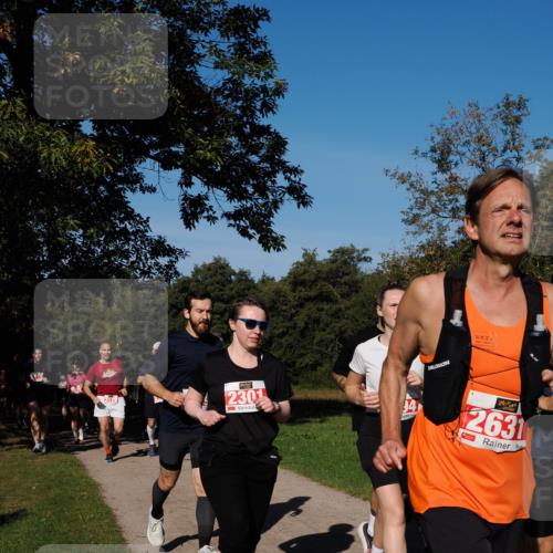 28.09.2025 - 33. Volkslauf durch das schöne Alstertal Fabian Wolf http://msf.ph/oto/8979228 28.09.2025 10:26:08 Laufen 2301, 34, 2631 meine-sportfotos.de