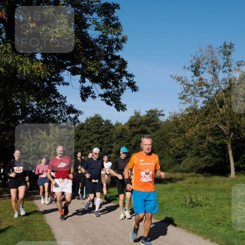 28.09.2025 - 33. Volkslauf durch das schöne Alstertal Fabian Wolf http://msf.ph/oto/8979236 28.09.2025 10:26:10 Laufen 2113, 2179, 2263 meine-sportfotos.de