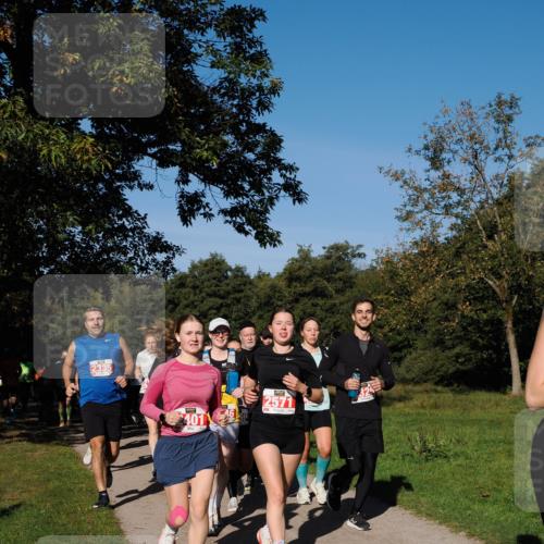 28.09.2025 - 33. Volkslauf durch das schöne Alstertal Fabian Wolf http://msf.ph/oto/8979261 28.09.2025 10:26:13 Laufen 401, 2571 meine-sportfotos.de